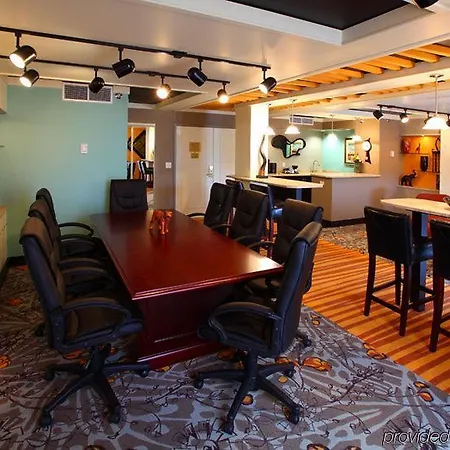 Delta Hotels By Marriott Minneapolis Northeast 