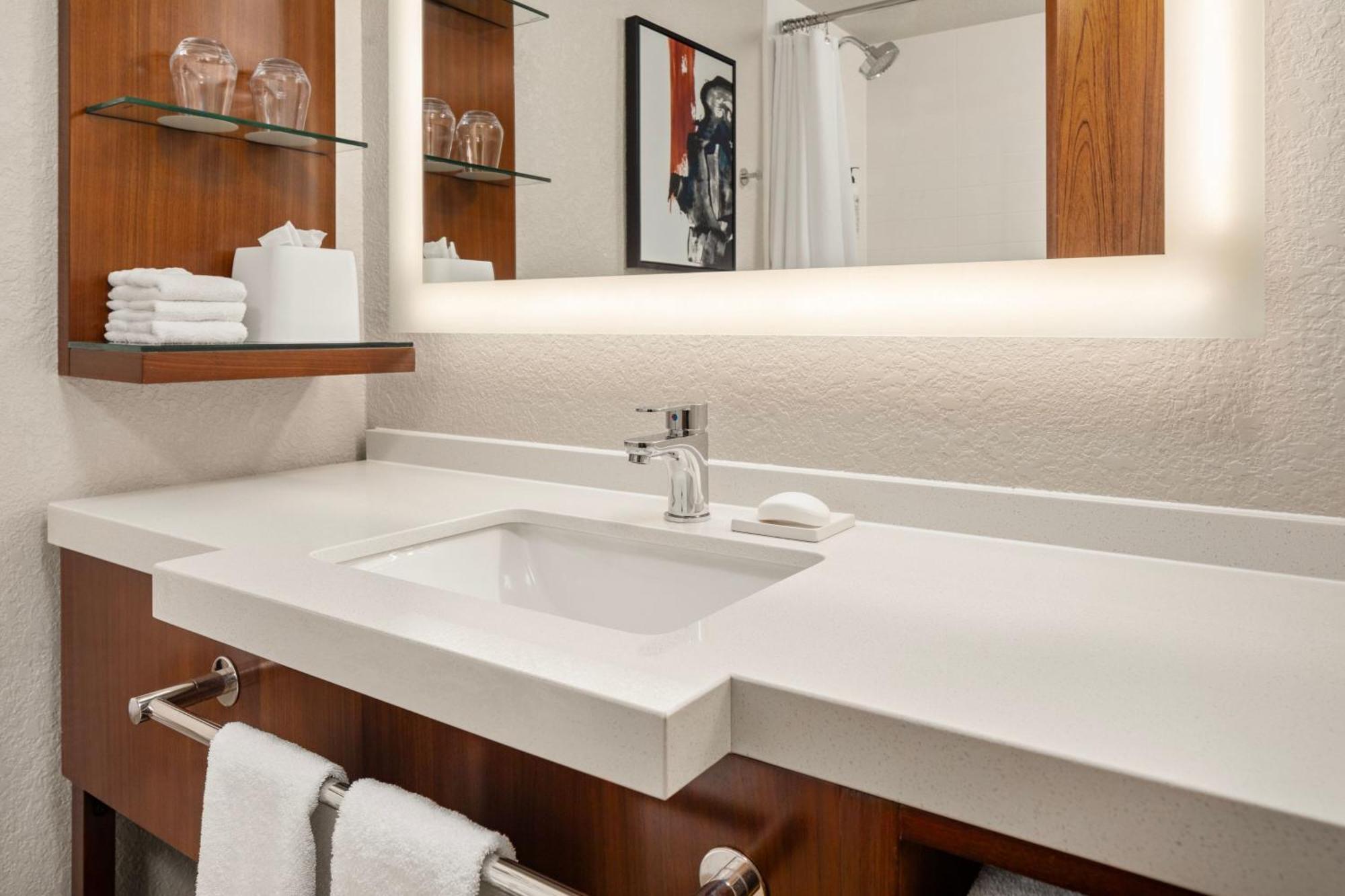 Delta By Marriott Northeast 3*