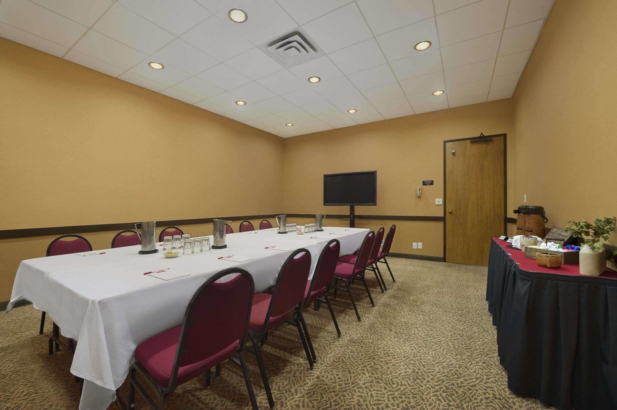 Hotel Delta By Marriott Northeast